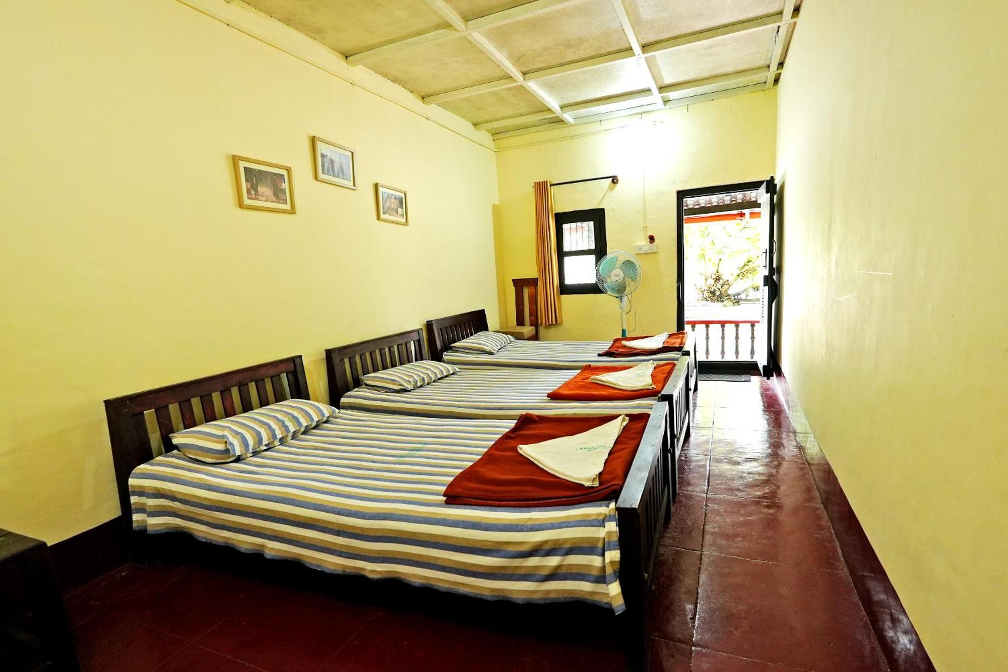 Leisure Homestay - Pool, Boating, Zipline, Home Food, Estate Chikmagalūr Eksteriør bilde